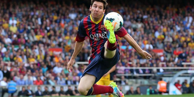 Messi là huyền thoại ở khả năng bước một đỉnh cao